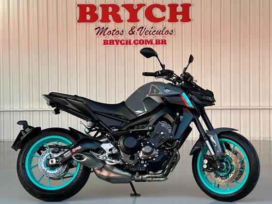 YAMAHA MT-09 